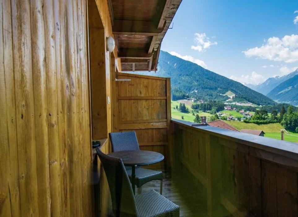 Panorama-Ferienhaus mit Sauna im Stubaital Mieders Exterior foto