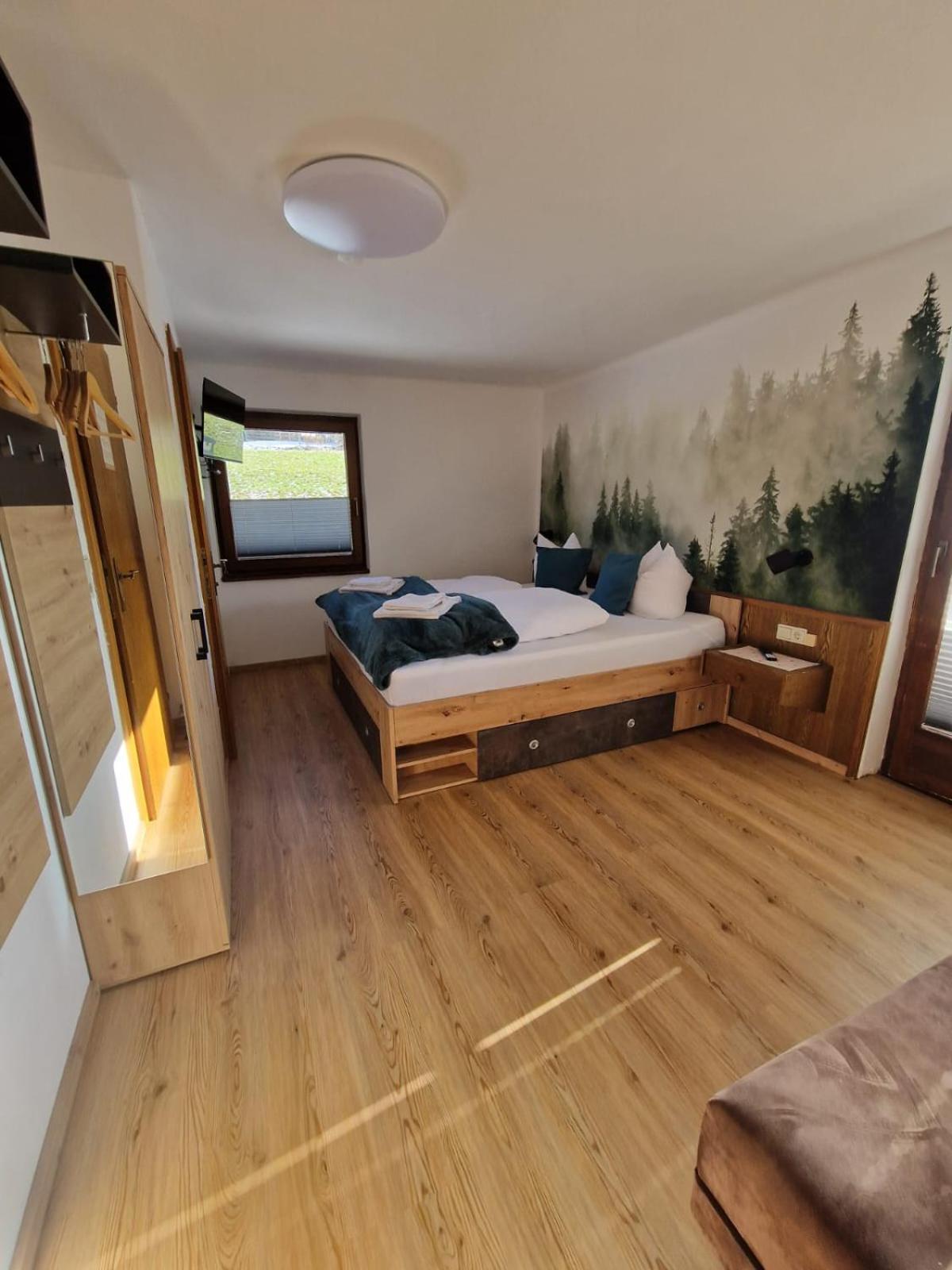 Panorama-Ferienhaus mit Sauna im Stubaital Mieders Exterior foto