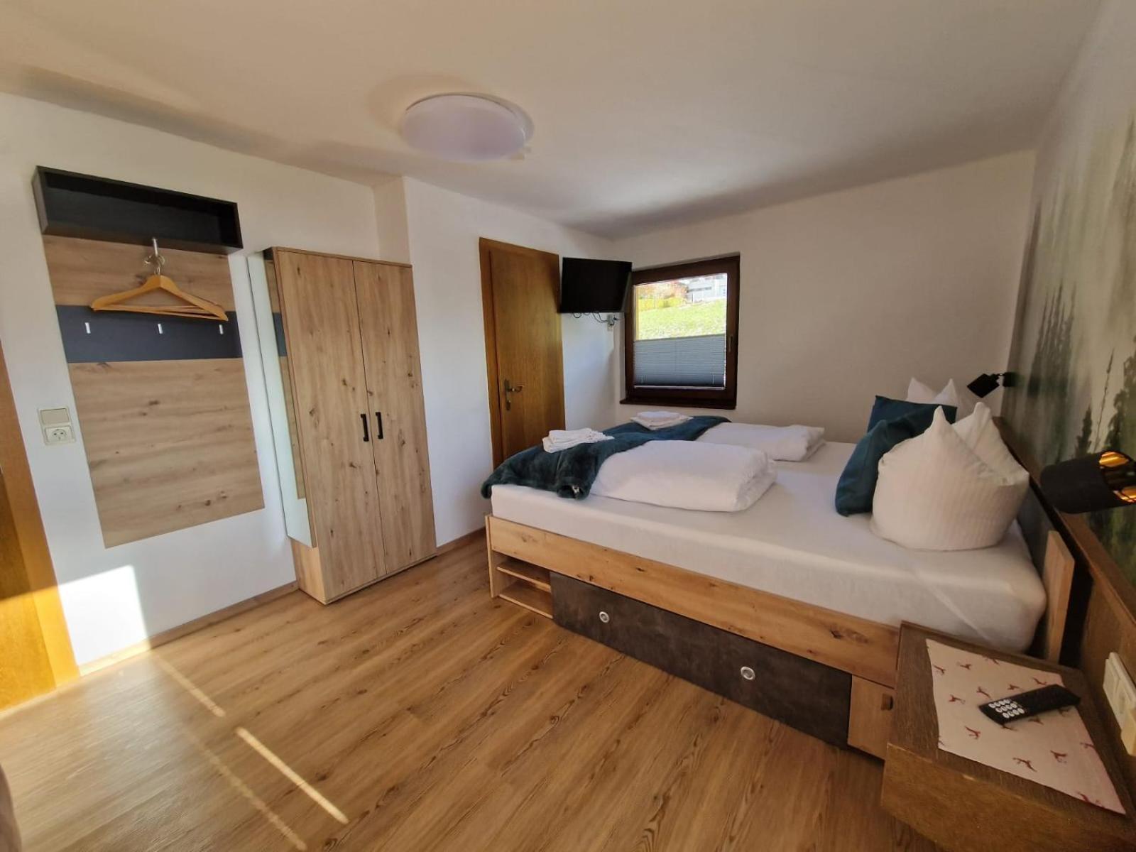 Panorama-Ferienhaus mit Sauna im Stubaital Mieders Exterior foto